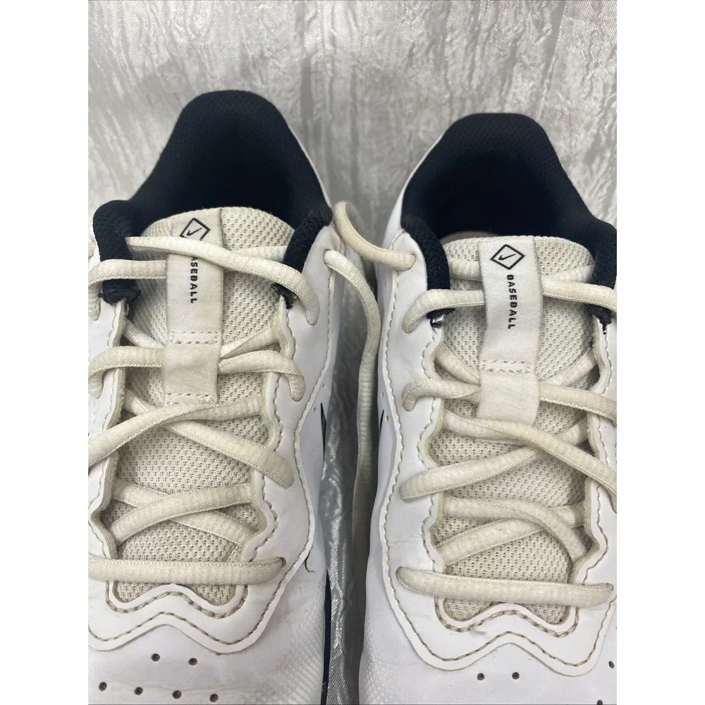 Nike Diamond  Size 4.5Y Baseball‎ Cleats White/Black DJ6525-101